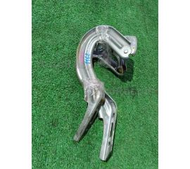 Кронштейн капота