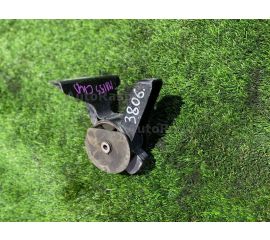 Подушка двигателя