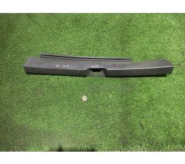 Обшивка багажника