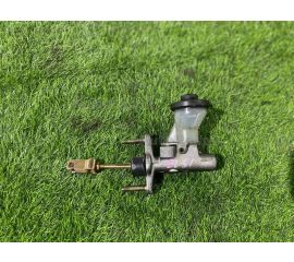 Главный цилиндр сцепления