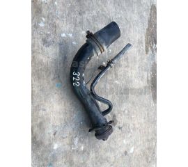 Горловина топливного бака