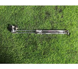 Амортизатор двери