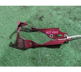 Кронштейн капота