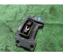 Подушка двигателя