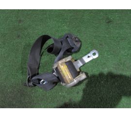 Ремень безопасности