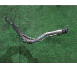 Горловина топливного бака