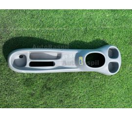 Бардачок между сиденьями