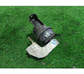 Подушка двигателя