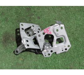 Крепление автомагнитолы