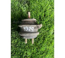 Подушка двигателя