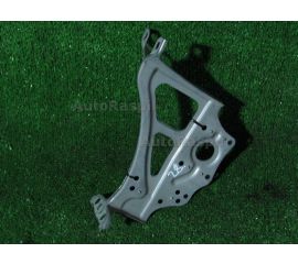 Крепление автомагнитолы