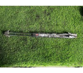 Амортизатор двери