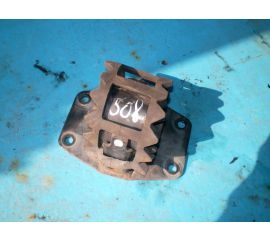 Подушка двигателя