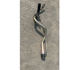 Горловина топливного бака