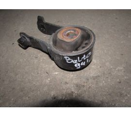 Подушка двигателя