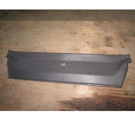 Обшивка багажника