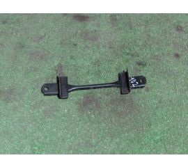 Крепление аккумулятора