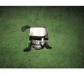 Подушка двигателя