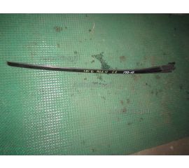 Молдинг лобового стекла