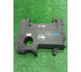 Пластиковая крышка на двс