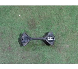 Крепление аккумулятора