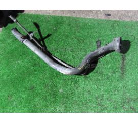 Горловина топливного бака