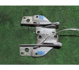 Кронштейн капота