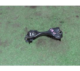 Крепление аккумулятора