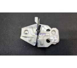 Крепление автомагнитолы