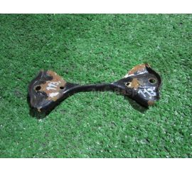 Крепление аккумулятора