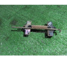 Крепление аккумулятора