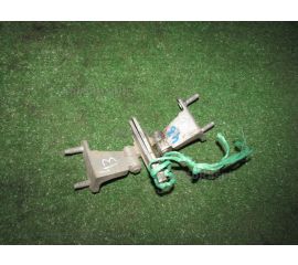 Петли на дверь