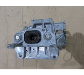 Подушка двигателя