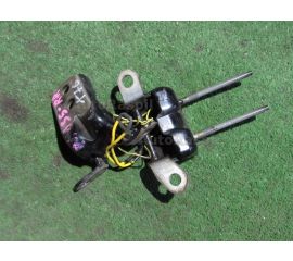 Петли на дверь