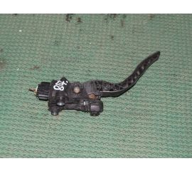 Педаль газа