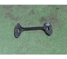 Крепление аккумулятора