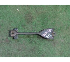 Крепление аккумулятора