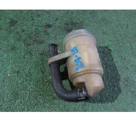 Бачок гидроусилителя руля