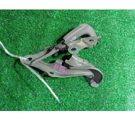 Кронштейн капота