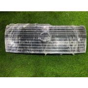 Решетка Nissan ELGRAND E51 VQ35DE