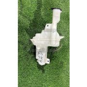 Бачок омывателя Toyota PASSO KGC10 1KRFE