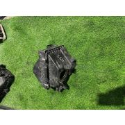 Корпус воздушного фильтра Nissan ELGRAND E51 VQ35DE