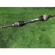 Привод Nissan SERENA CC25 MR20DE