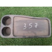 Бардачок между сиденьями Mitsubishi GRANDIS NA4W 4G69