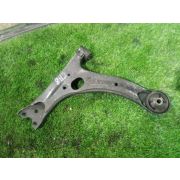 Рычаг Toyota PREMIO ZZT240 1ZZFE