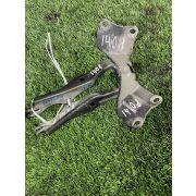 Кронштейн капота Mazda ATENZA GH5FS L5VE