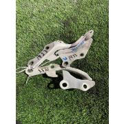 Кронштейн капота Toyota CROWN JZS175 2JZFSE