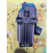 Корпус воздушного фильтра Toyota IPSUM ACM21W 2AZFE