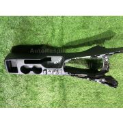 Бардачок между сиденьями Mazda DEMIO DJ3FS P3