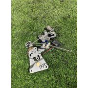 Замок двери Nissan VANETTE SK22MN R2